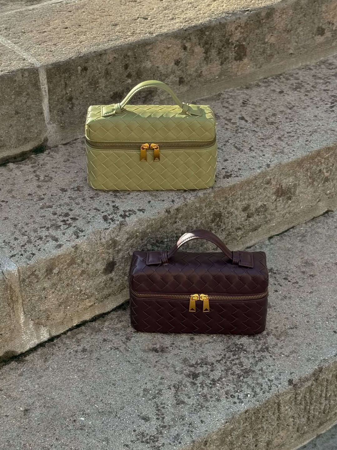 Juliette – Borsa intrecciata strutturata lucida