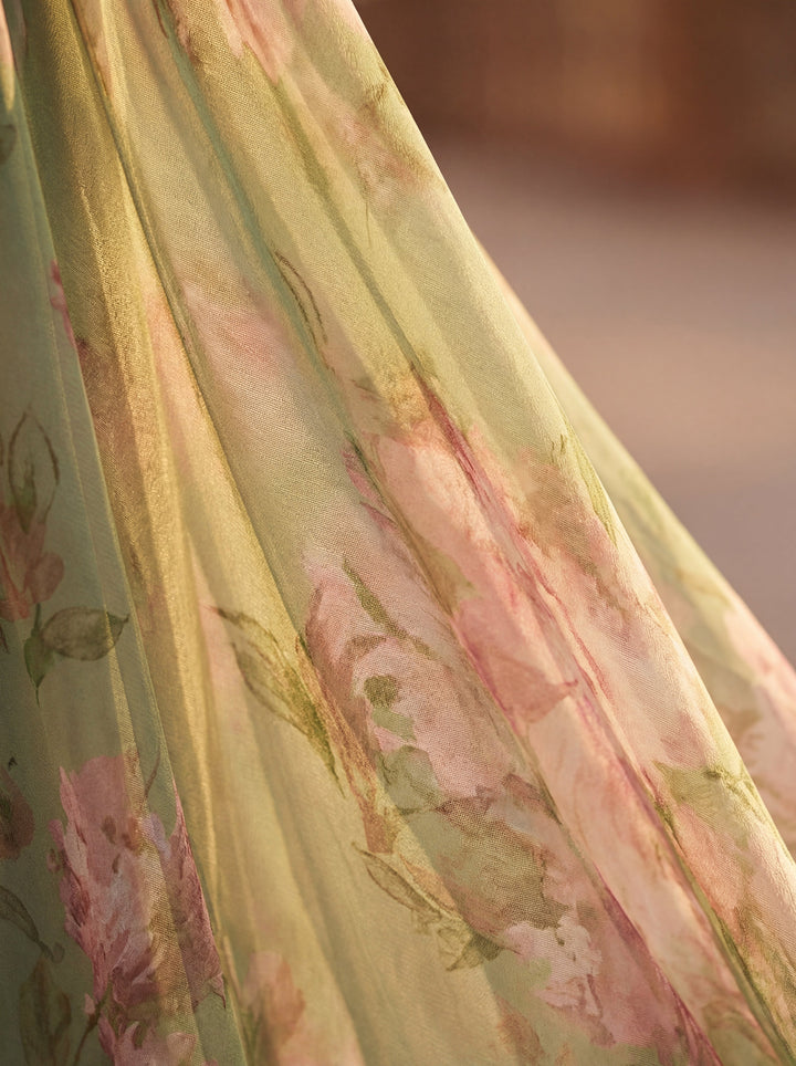 Olivia – Abito elegante in chiffon con dettagli floreali