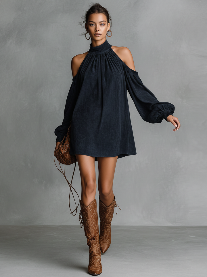 Elena – Abito mini in finta pelle suede con collo halter e maniche a lanterna