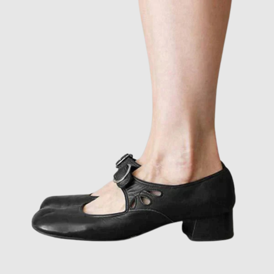 Daisy – Mary Jane in pelle