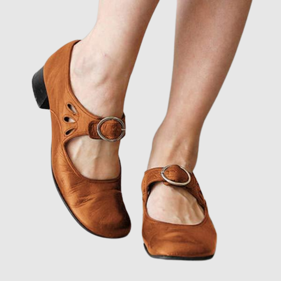 Daisy – Mary Jane in pelle