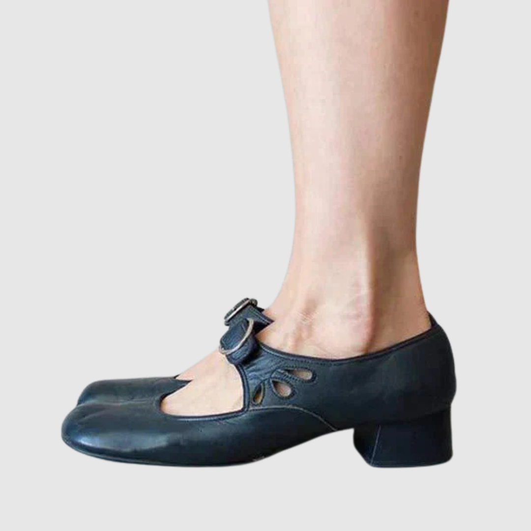 Daisy – Mary Jane in pelle