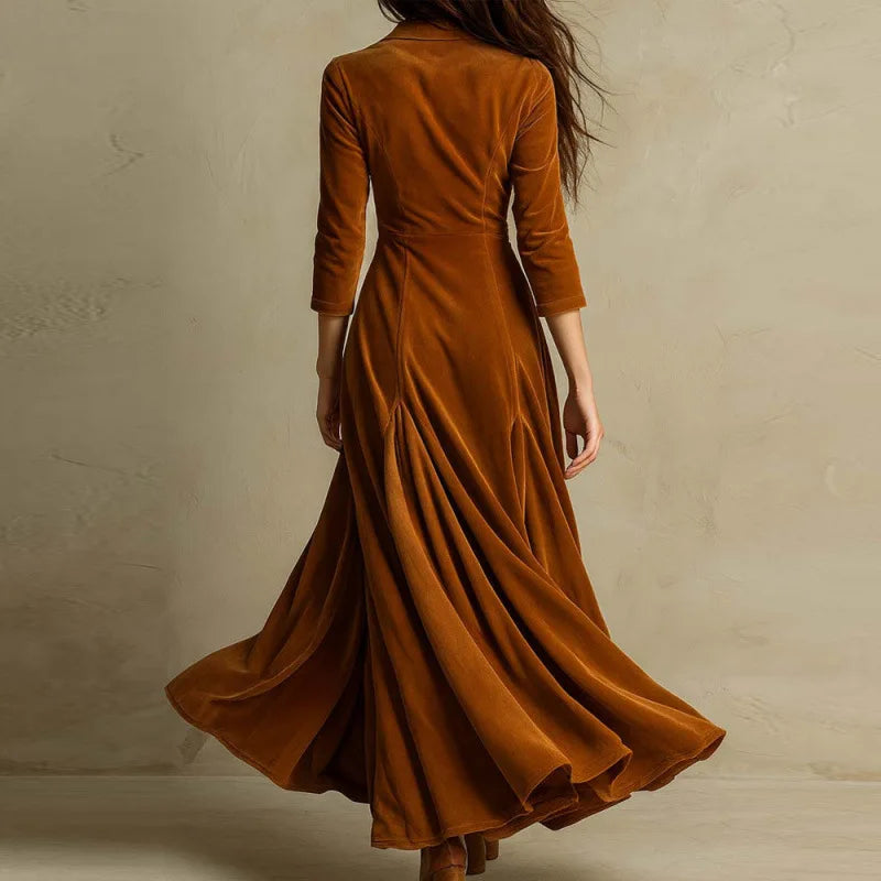 Mirella – Abito maxi in velluto senza tempo