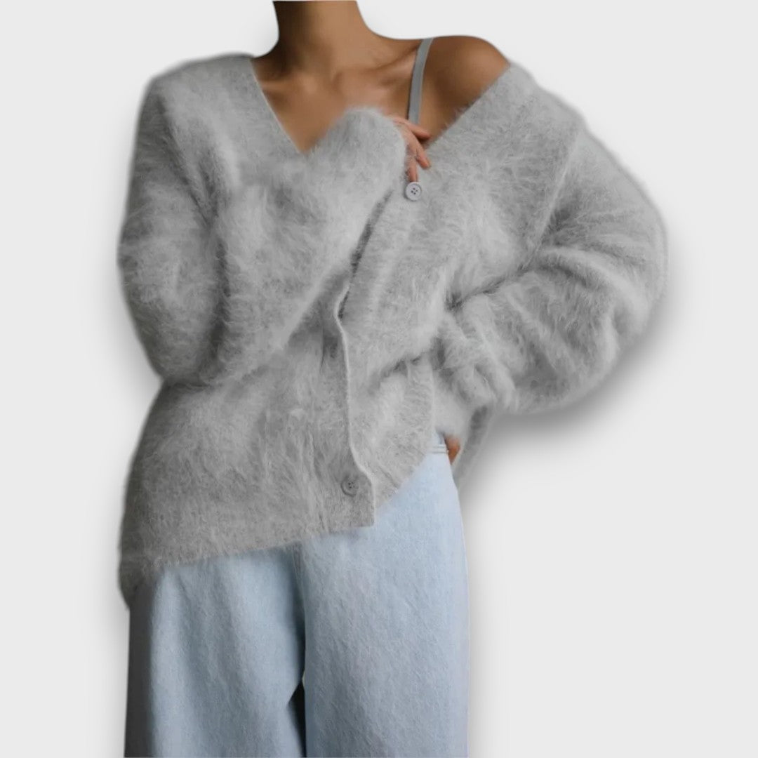 Laria – Cardigan morbido con taglio classico