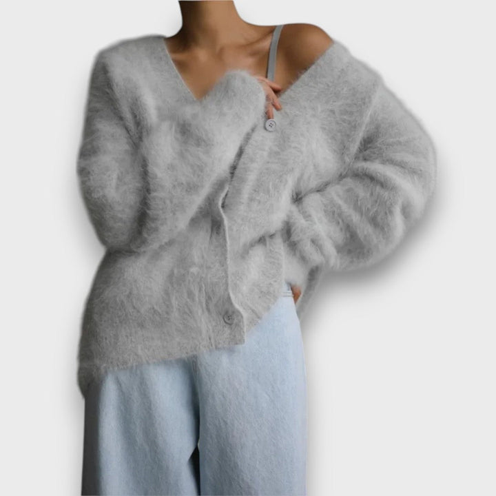 Laria – Cardigan morbido con taglio classico