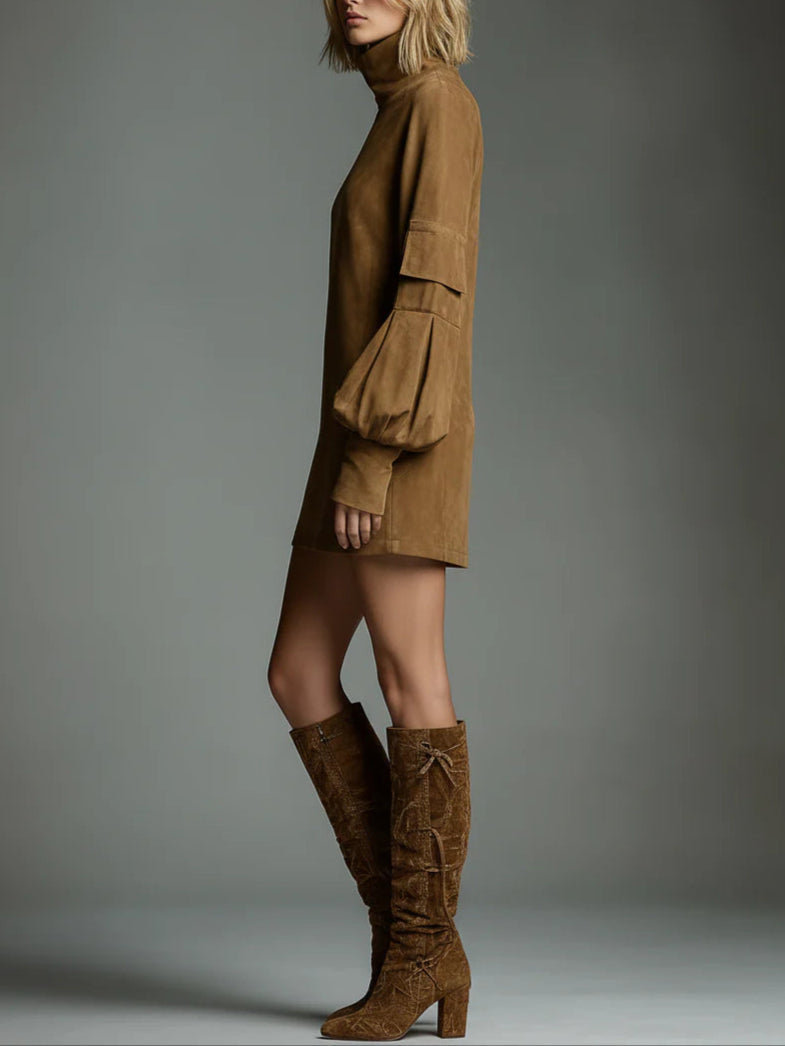 Isabella – Minidress in camoscio morbido con collo alto