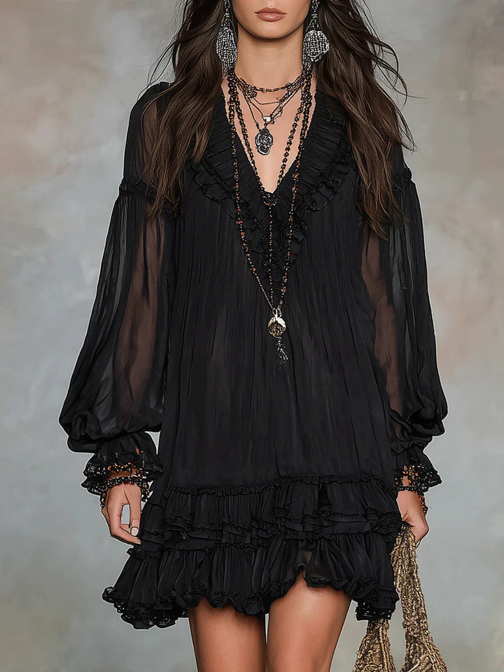 Isabella – Abito mini in chiffon nero con maniche a lanterna e rouches