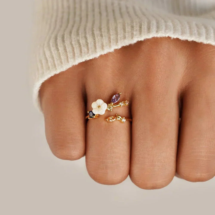 Kaia – Anello fiorito
