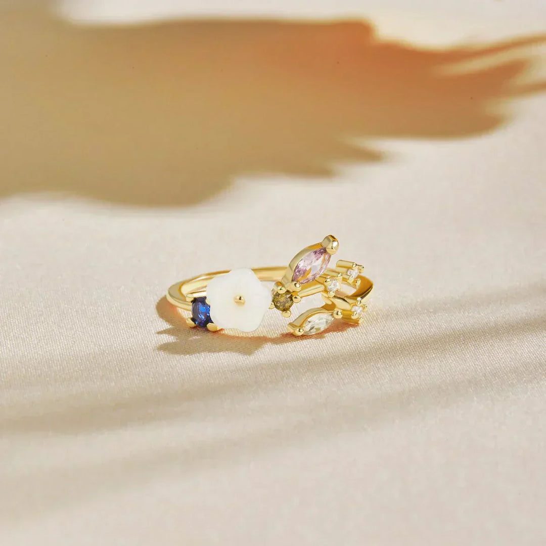 Kaia – Anello fiorito