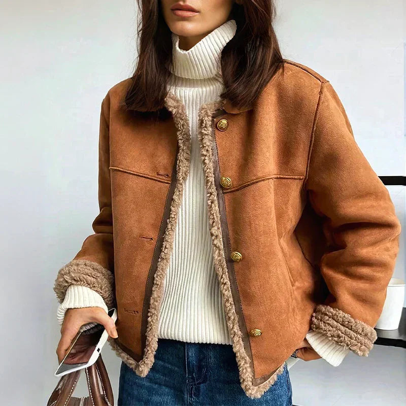 Isabella – Giacca con bottoni in pelliccia